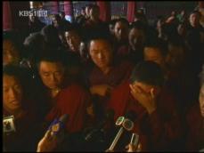중국, 티베트 사원 진압 대신 ‘고사 작전’ 