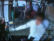 만취 승객 버스 기사 폭행…결국 사고 유발 