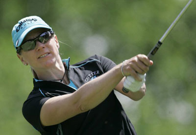  29일(현지시간) 미국 미네소타주 에디나 인터라켄골프장에서 열린 미국여자프로골프(LPGA) 투어 메이저 대회 제63회 US여자오픈, 스웨덴의 아니카 소렌스칸이 4번홀에서 티샷을 하고 있다. 