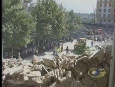 이란 건물 붕괴…19명 매몰 