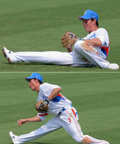19일 중국 베이징 우커송야구장에서 열린 2008 베이징 올림픽 야구 예선 대한민국-쿠바 경기에서 한국 2루수 고영민이 7회초, 몸을 날리는 호수비를 선보이고 있다. 