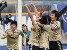 수원 정규리그 1위…6강 막차 탄 전북 