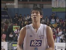 하승진 21득점 폭발…KCC 4연승 