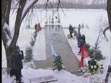 러시아, 얼음물 속 ‘예수공현 축제’ 