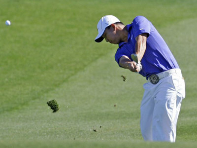 27일(한국시간) 미국 애리조나주 마라나의 리츠칼튼 골프장(파72.7천833야드)에서 열린 PGA 투어 WGC 악센추어 매치플레이 챔피언십 32강에서 올리버 윌슨과 경기를 하는 앤서니 김이 샷을 치고 있다. 