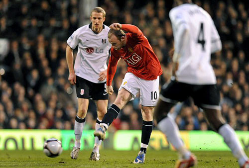 8일(한국시간) 영국 크레이븐 코티지 스타디움에서 열린 2008-2009 FA컵 8강전 풀럼 FC와 원정 경기에서 맨유의 루니가 후반 4분만에 골을 터트려 3-0으로 골 격차를 벌리고 있다. 