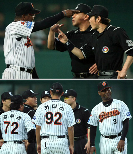   3일 부산 사직야구장에서 열린 프로야구 롯데와 SK의 경기. 3회말 무사 1,2루에서 롯데 박기혁 번트 캐치문제로 경기가 중단된 후 심판이 판정을 번복하자 롯데 로이스터 감독이심판에게 강력하게 항의하며 어이가 없다는 듯 난감한 표정을 짓고 있다. 