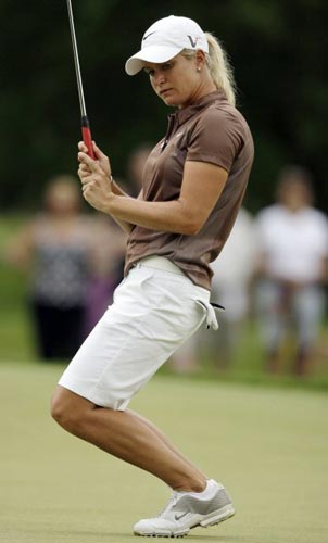 11일(현지시간) 미국 펜실베이니아주 베슬리헴의 사우컨밸리 골프장 올드코스에서 열린 US여자오픈골프대회 3라운드, 노르웨이의 수잔 페테르손이 14번홀에서 퍼팅 실수를 하고 있다. 
