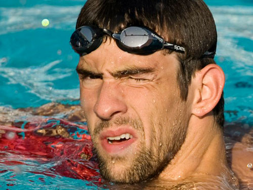 2009로마 세계수영선수권대회에 출전한 미국의 펠프스가 23일(현지시각) 이탈리아 로마 포로이탈리코 메인 수영장에서 열린 공식훈련을 하고 있다. 
