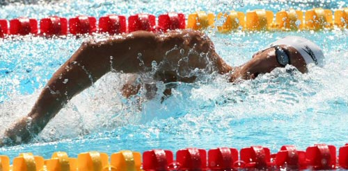27일(현지시간) 이탈리아 로마 포로 이탈리코 메인풀에서 열린 국제수영연맹(FINA) 2009 세계수영선수권 남자 자유형 200m 예선, 박태환이 혼신의 역영을 하고 있다. 