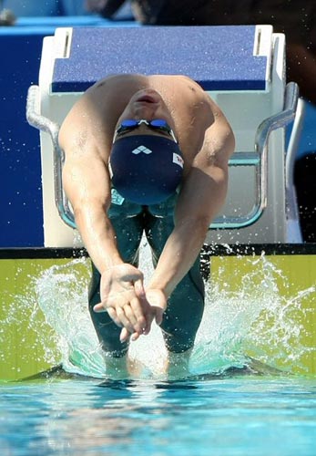 27일(현지시간) 이탈리아 로마 포로 이탈리코 메인풀에서 열린 국제수영연맹(FINA) 2009 세계수영선수권 남자 배영 100m 예선, 성민이 힘차게 스타트 하고 있다. 