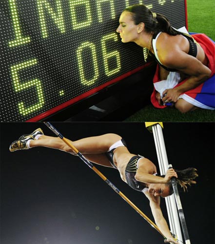 28일(현지시간) 스위스 취리히 레치그룬트  스타디움에서 열린 2009 국제육상경기연맹(IAAF) 골든리그 5차 시리즈 ‘벨트클라세 취리히’ 여자 장대높이뛰기, 러시아의 미녀새 옐레나 이신바예바가 5ｍ06의 세계신기록으로 우승한 후 기뻐하고 있다.
지난 18일 독일 베를린에서 열렸던 제12회 세계육상선수권에서 단 한 번도 바를 넘지 못해 탈락했던 이신바예바는 통산 27번째 세계신기록을 달성하며 건재를 과시했다. 