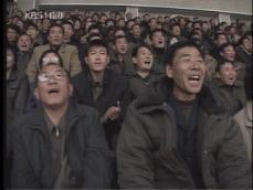 ‘10만 관중 몰린’ 북한 축구 사랑 